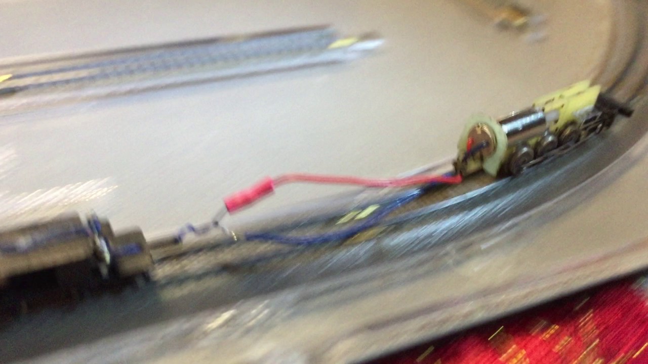 TGauge 1:450 scale 4-6-2 steam locomotive run test with connecting rods installed.