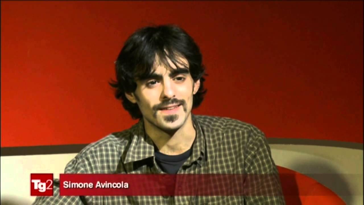 Simone Avincola - intervista su Rai 2 - Film su Stefano Rosso