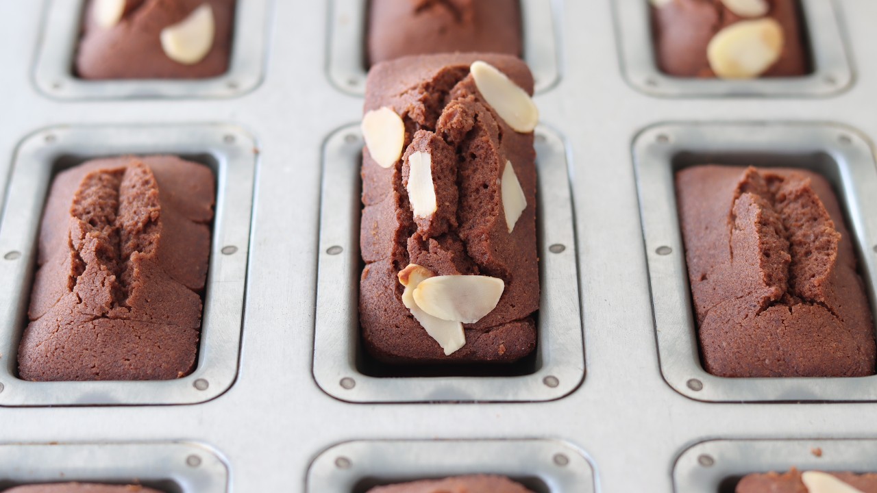 Rich Chocolate Financier: Конфеты без глютена [Подробнее]