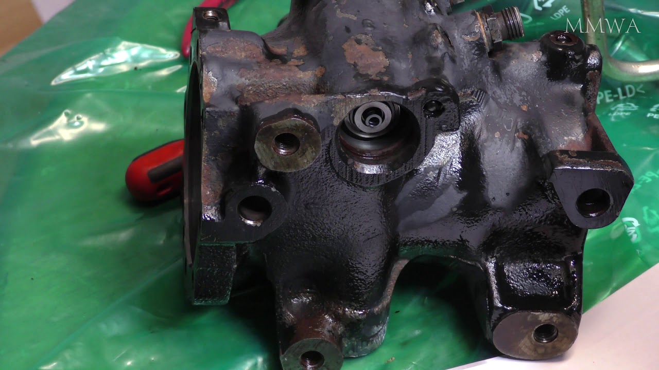 1990 Mercedes W124 RHD Steering box reseal at home, part 2