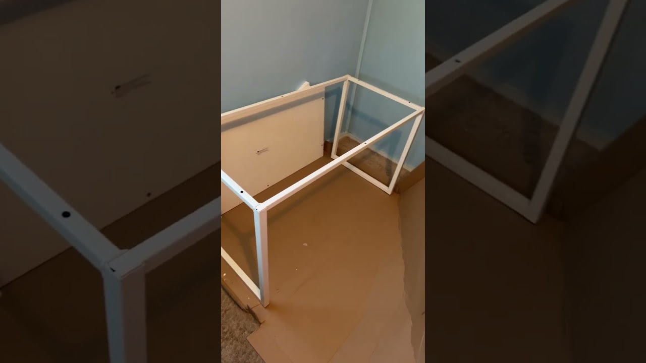 Unboxing My Desk From Amazon 😱