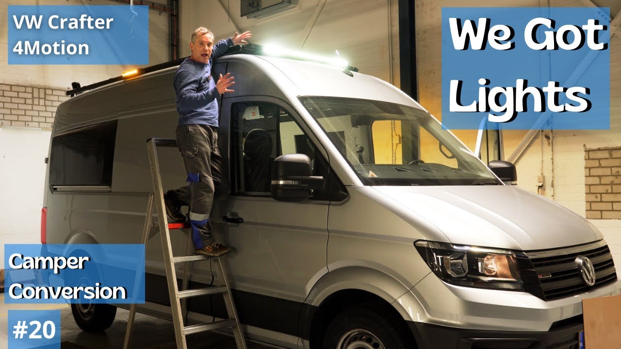Установка эффектных фонарей на багажник на крыше | VW Crafter 4x4 | Кемпер своими руками