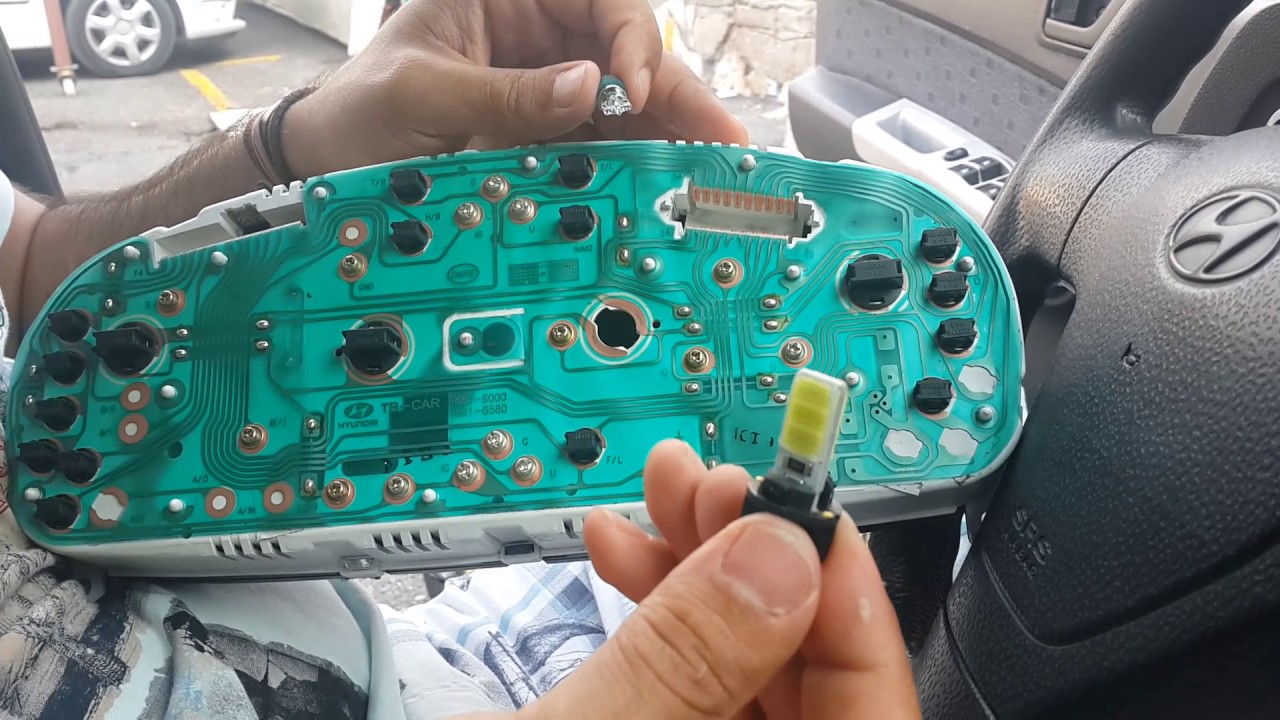 hyundai getz 2005 gls gösterge panel ışıklarının değiştirilmesi