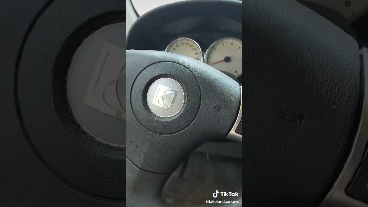 2004 Saturn Vue All keys lost. lakelandcarkeys.com