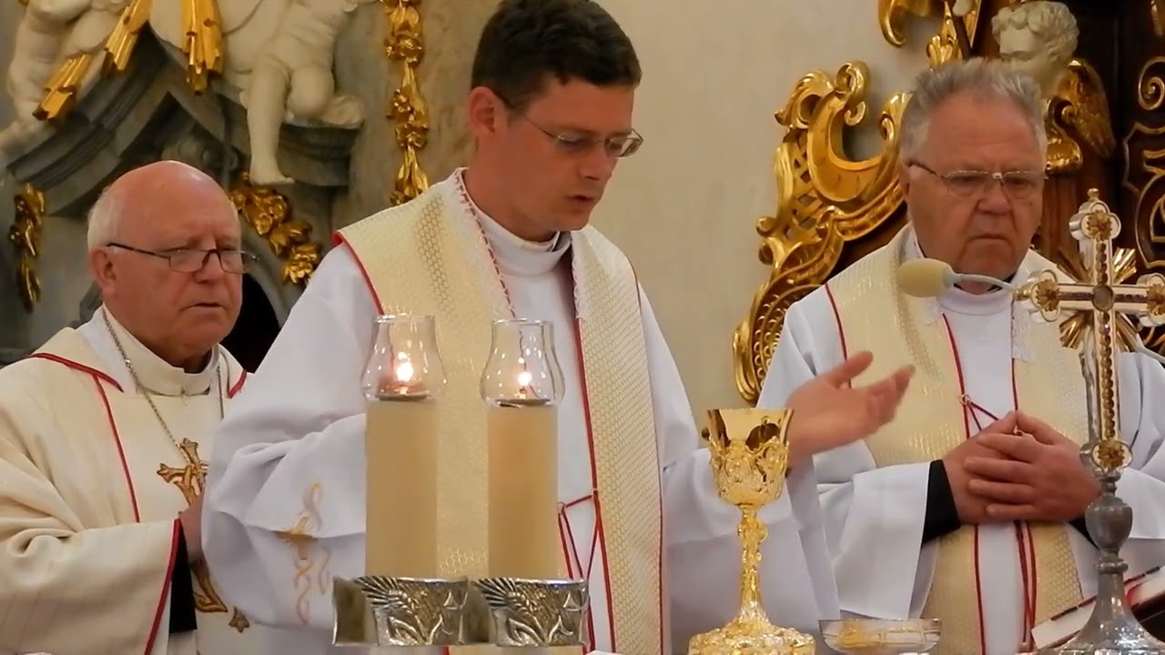 AZÉRT EZT A NAGY SZENTSÉGET