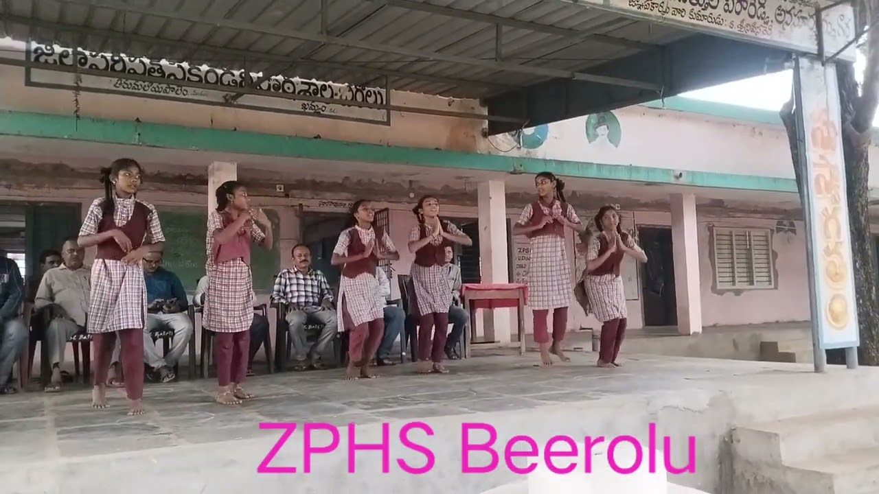 తరగతి గదిలో తలరాతలు మార్చే గురువులారా..