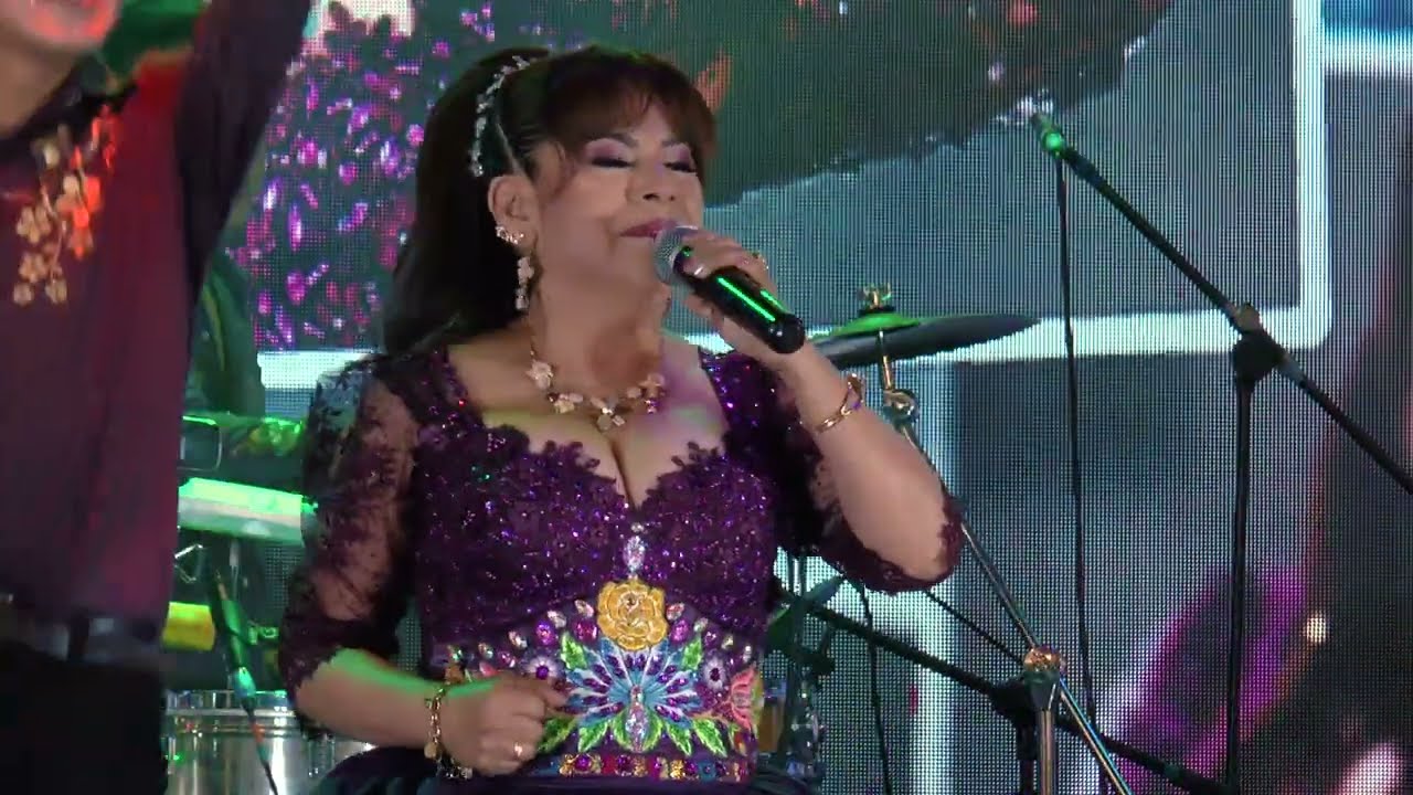 DELIA CHÁVEZ 
