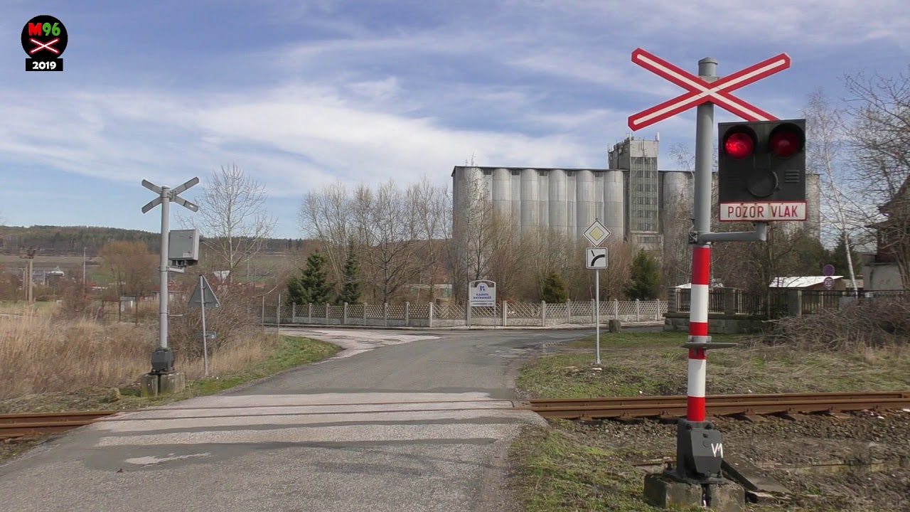 Železniční přejezd Ostroměř #1 [P3115] - 17.3.2019 / Czech railroad crossing