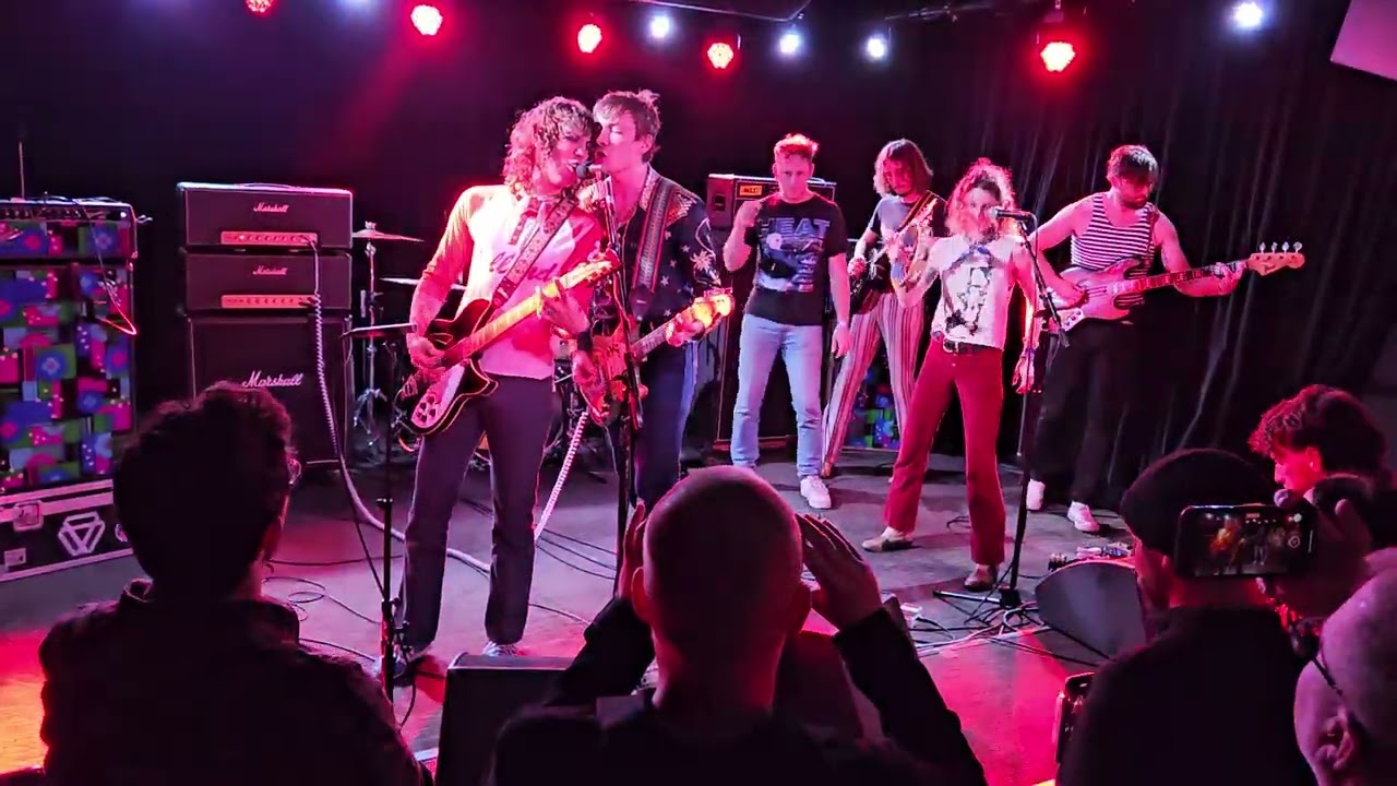 Daniel Romano's Outfit feat. Dirty Nil: 