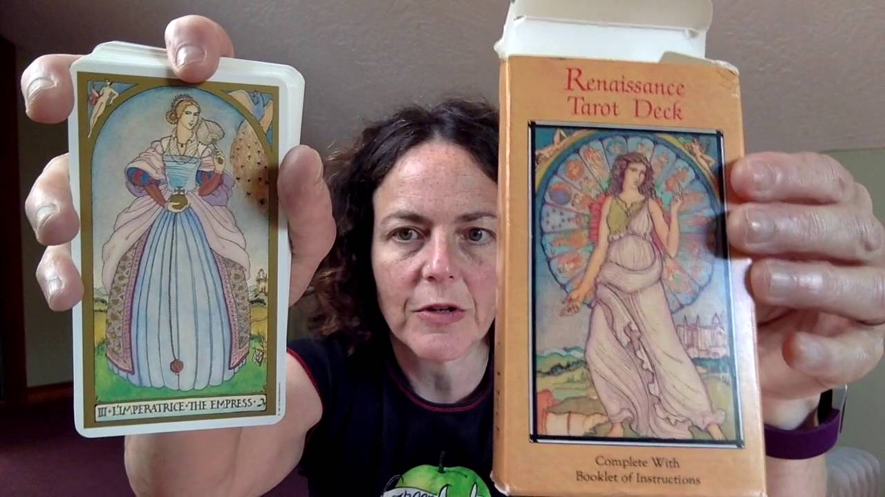 Unboxing (VTG Renaissance Tarot) & VR Tarot Addicts Anonymous pt. 2