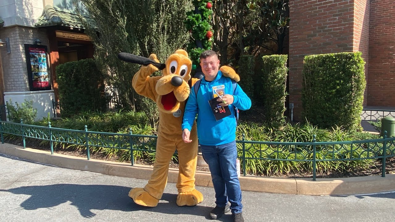 Pluto meet and greet 