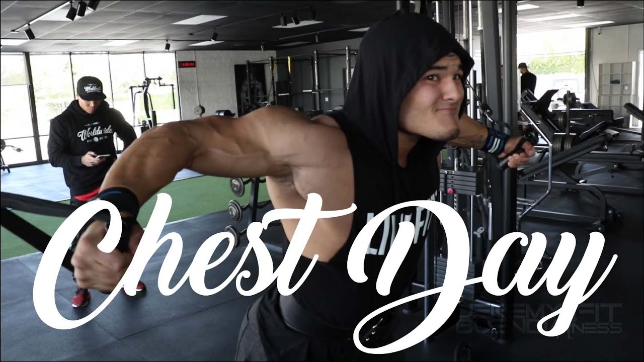 Jeremy Buendia Chest workout with Phamflexx