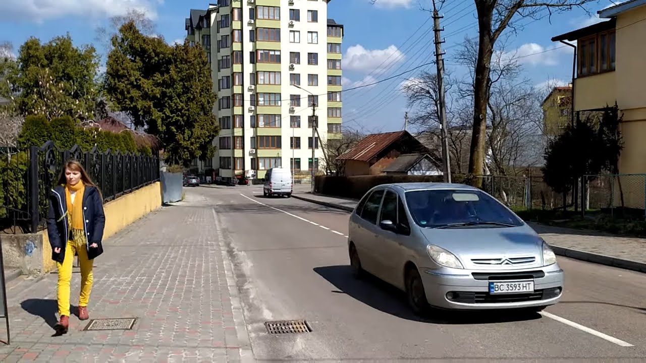 Трускавець вулицями Франка, Антонича, Бандери, Помірецькою і Данила Галицького 21 квітня 2021 р.