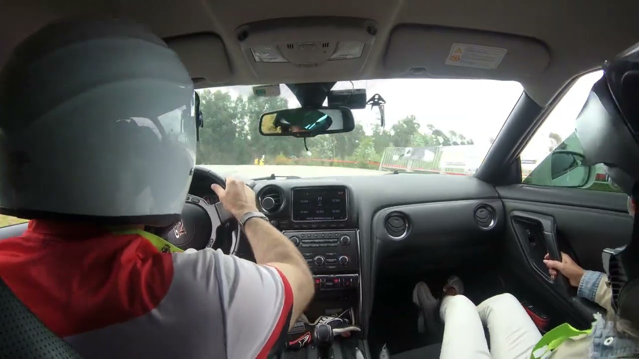 RAMPA FARO 2022 ONBOARD NISSAN GTR