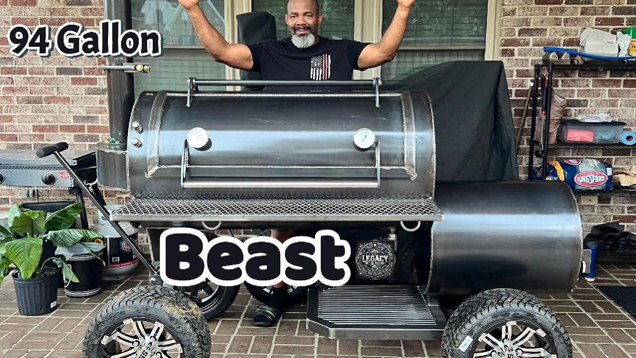 Up Close Look At The New 94 Gallon Smoker (1st one to get the off-road package 1 of 1) #new #smoker