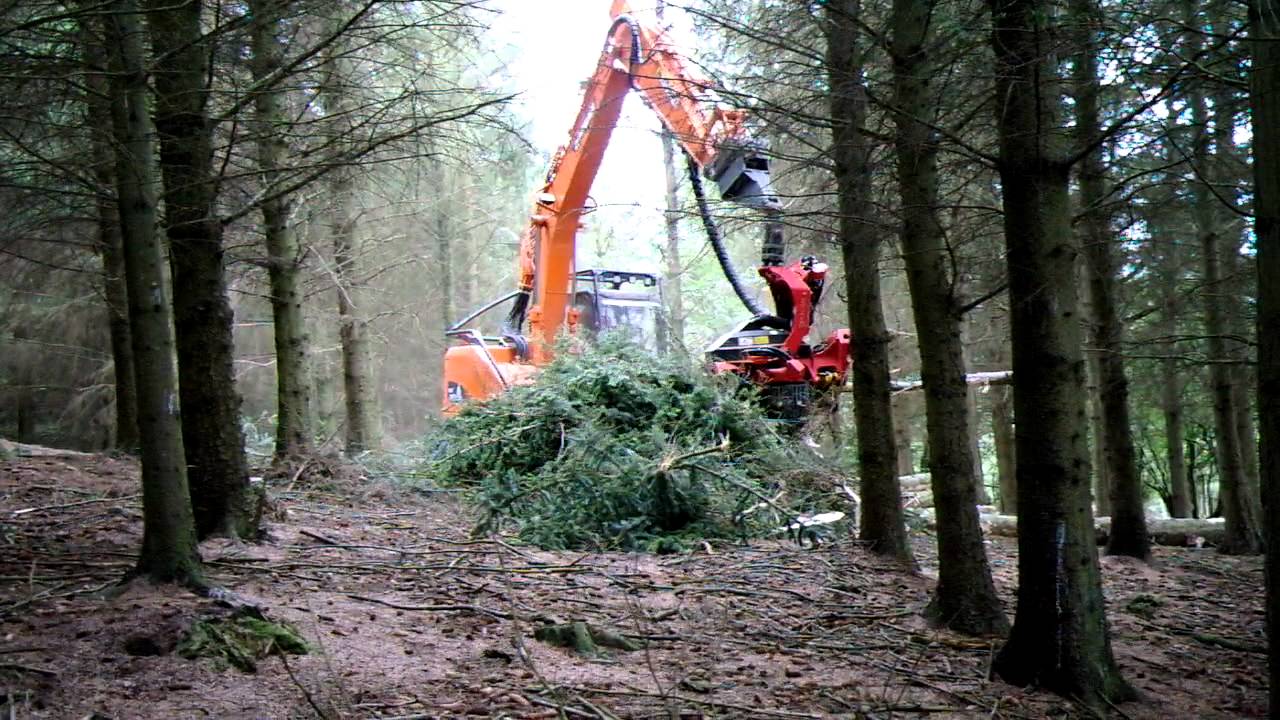 Doosan DX140R Harvadig with SP 561LF head