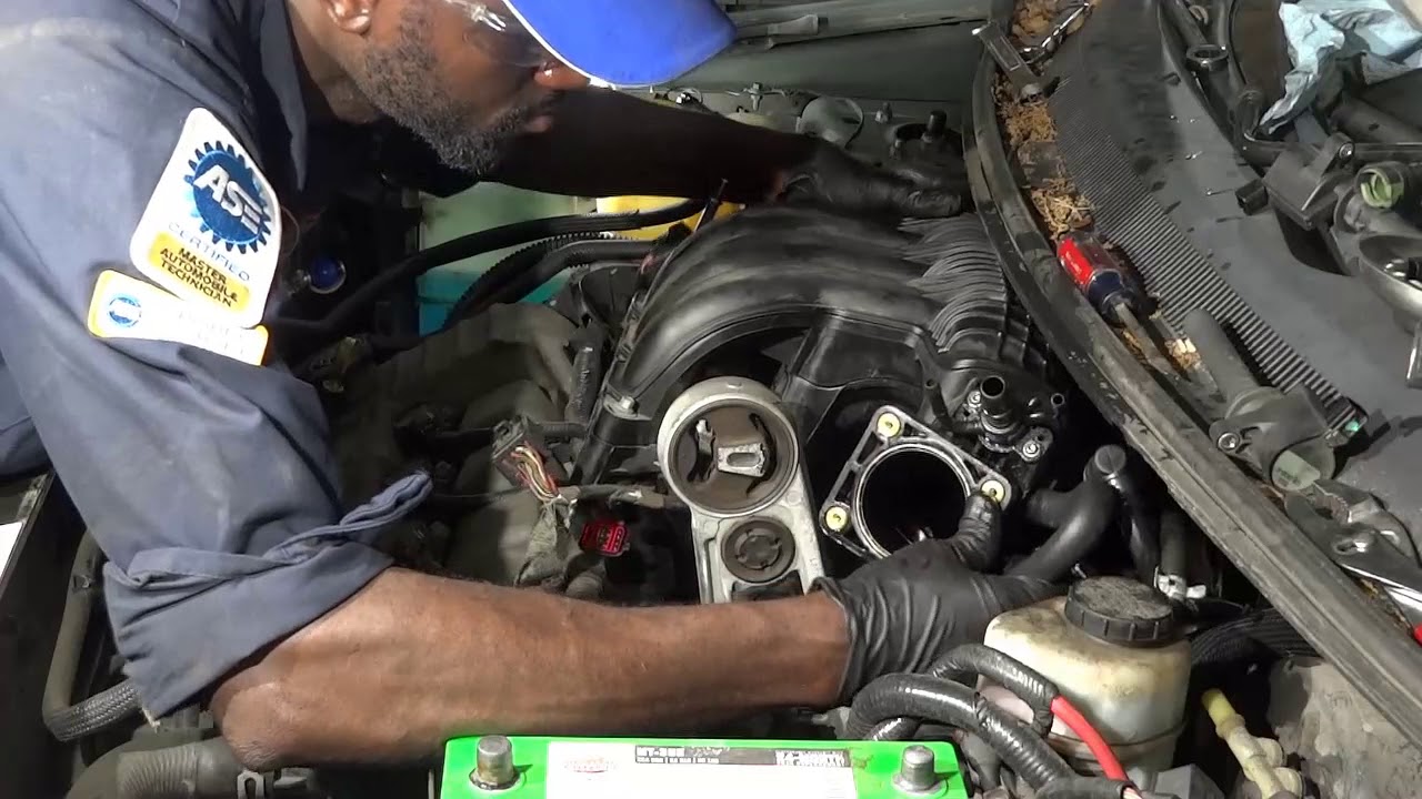 How to Remove and Replace an intake Manifold on a Ford Freestyle