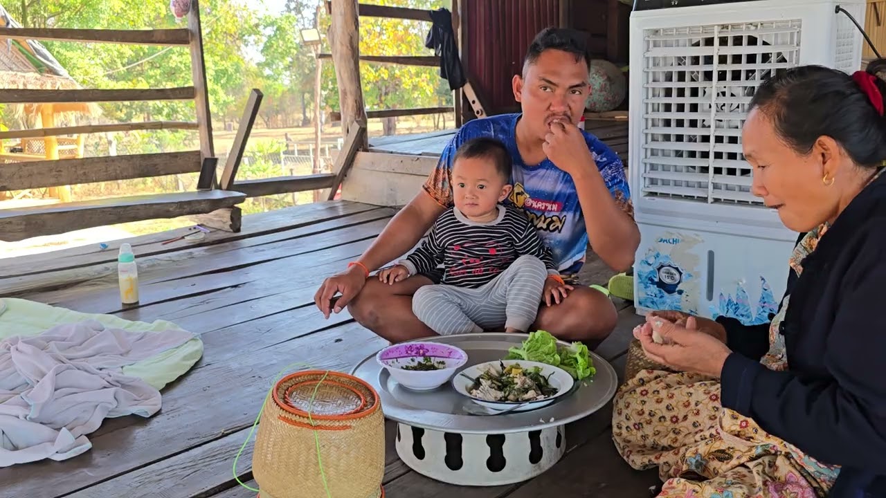 หนื้งปลากินข้าวเช้าแช่บๆนำกันเด้อพี่น้อง