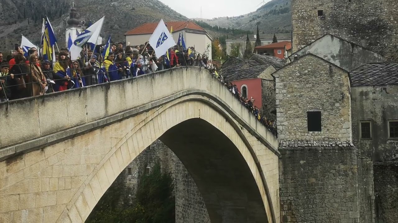U Mostaru obilježena 32. godišnjica barbarskog rušenja Starog mosta