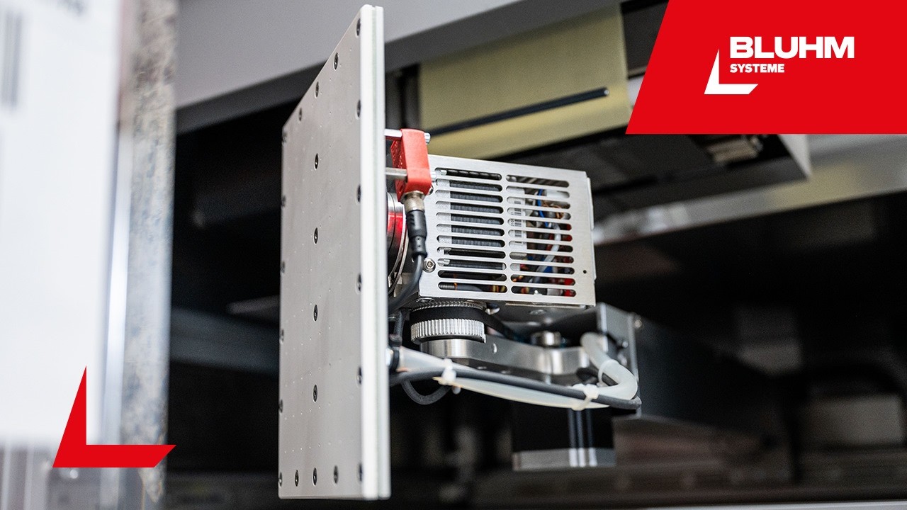 Palettenetikettierer Legi-Air AP182RT mit rotierendem Spendestempel | Bluhm Systeme