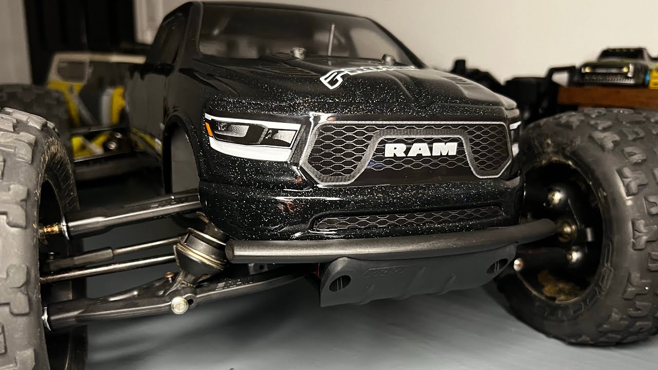 HOW TO PAINT LEXAN RC BODY (PROLINE RAM FOR KRATON 6S)