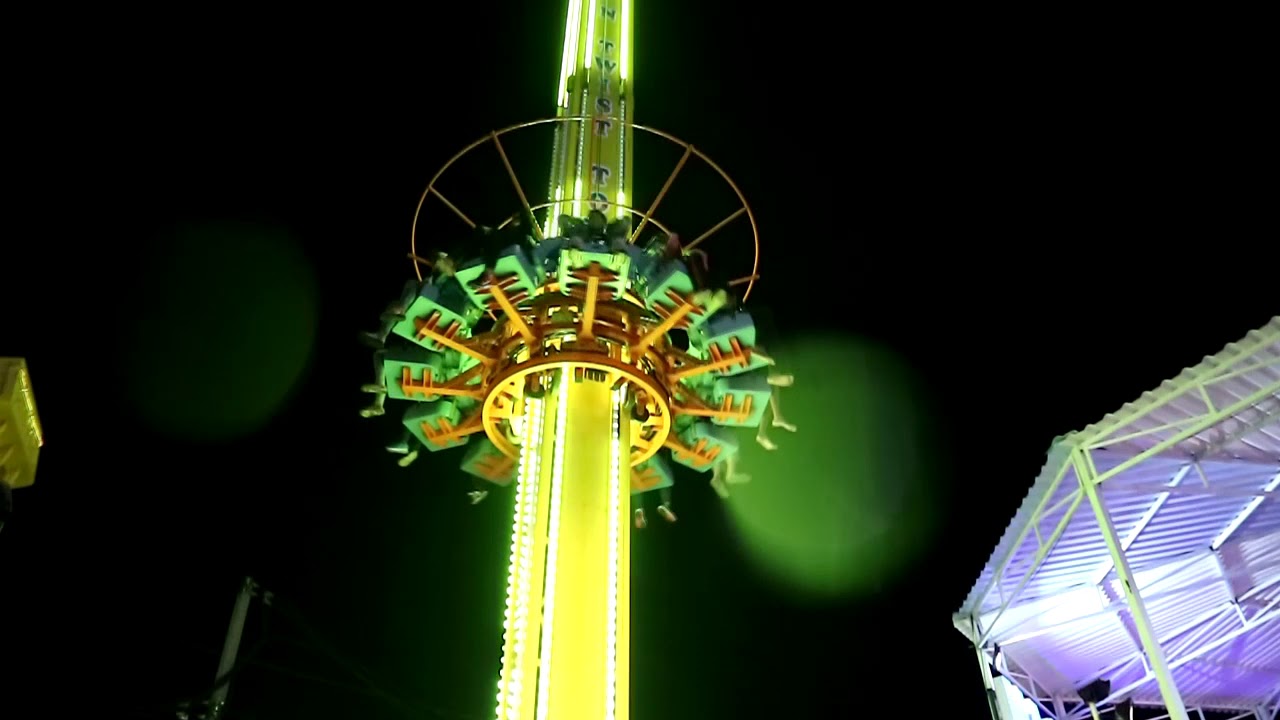 wahana Drop 'N' Twist Tower BNS (Batu Night Spectacular ) Batu Malang Jawa Timur