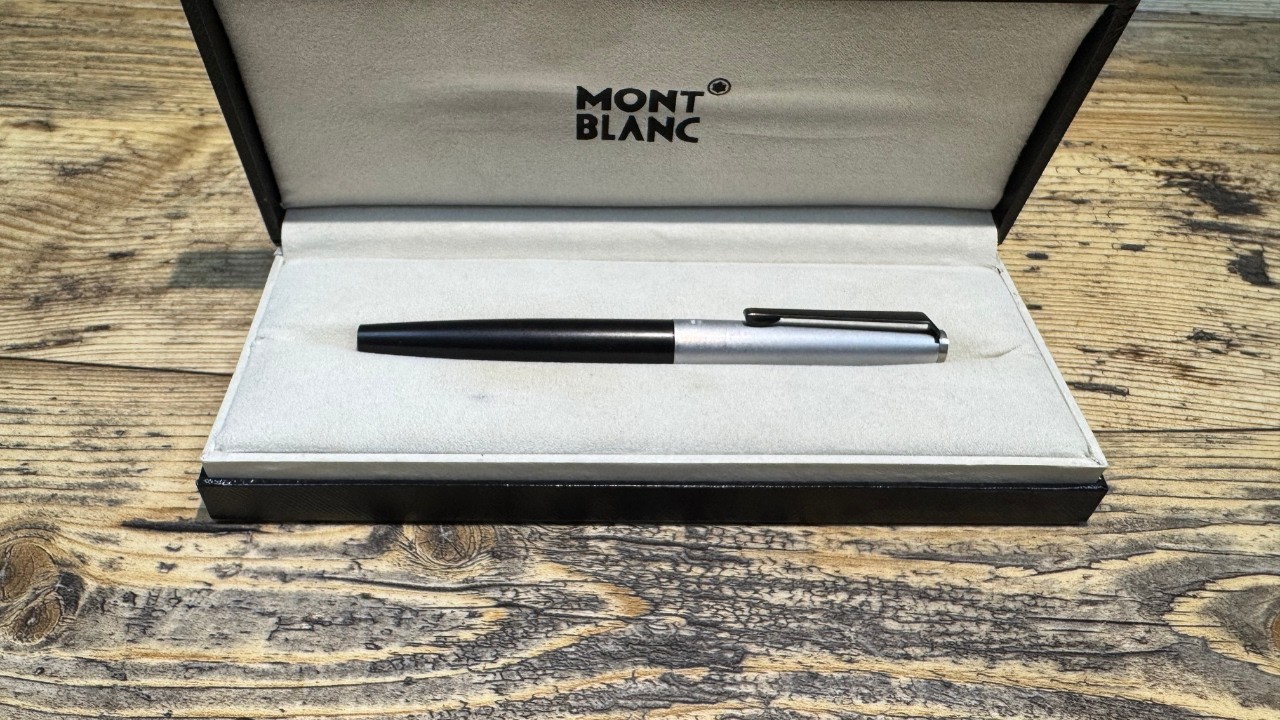 MONTBLANC NOBLESSE OBLIGE FOUNTAIN PEN ( BLACK & STEEL VERSION )