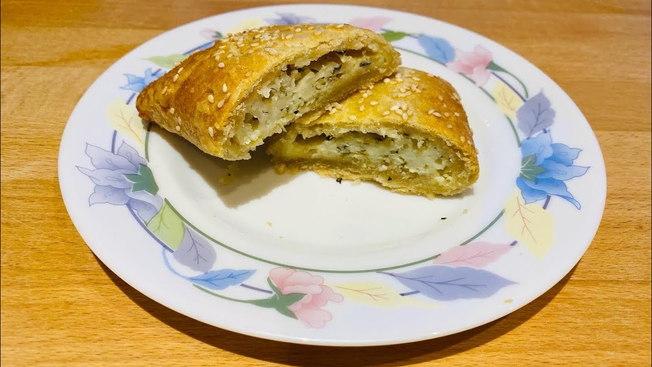Halloumi Pies