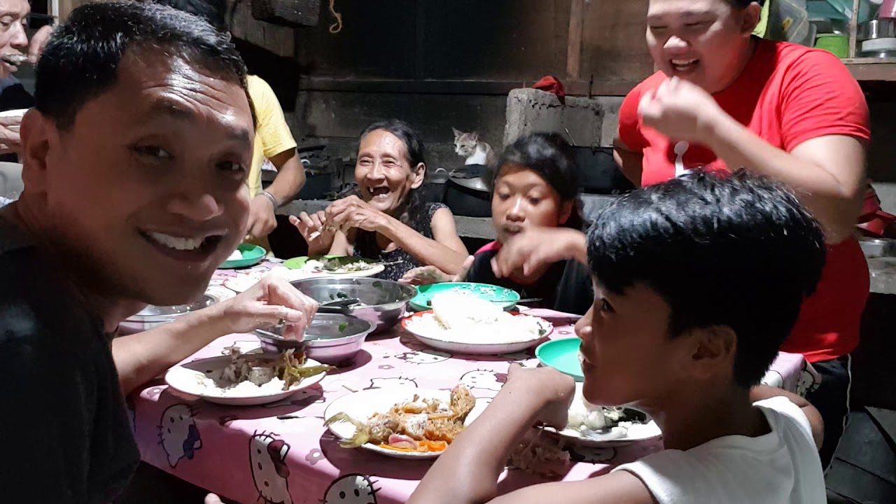 My homecoming dinner with my daddy ang mommy hahahaha