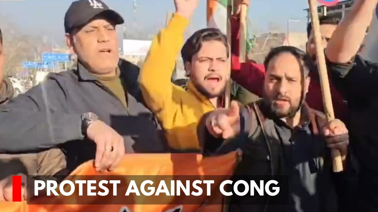 Srinagar: BJP Yuva Morcha Protests Against CongOver AI Summit Demonstration