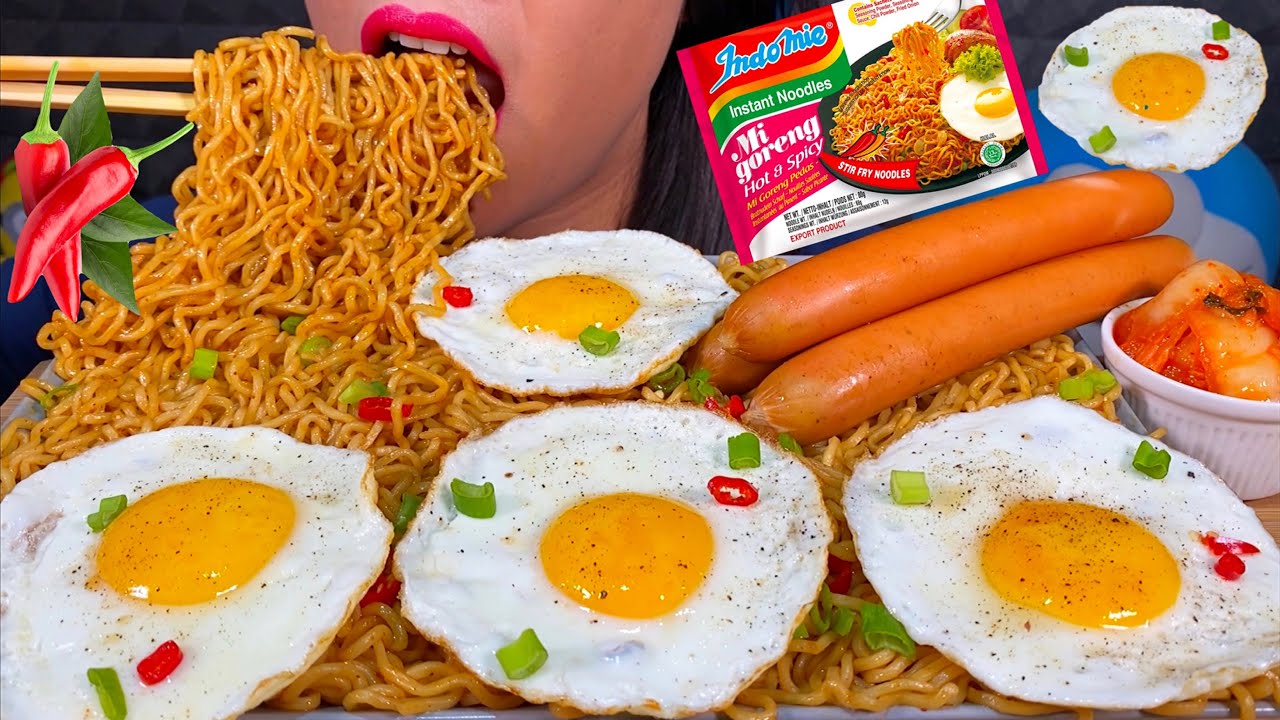 ASMR SPICY INDOMIE MI GORENG, SUNNY SIDE UP EGGS, SAUSAGES MUKBANG MASSIVE Eating Sounds