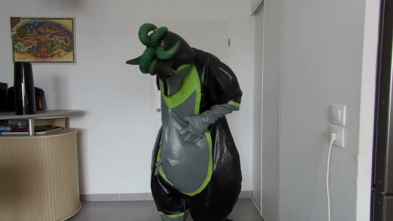 Inflatable suit test
