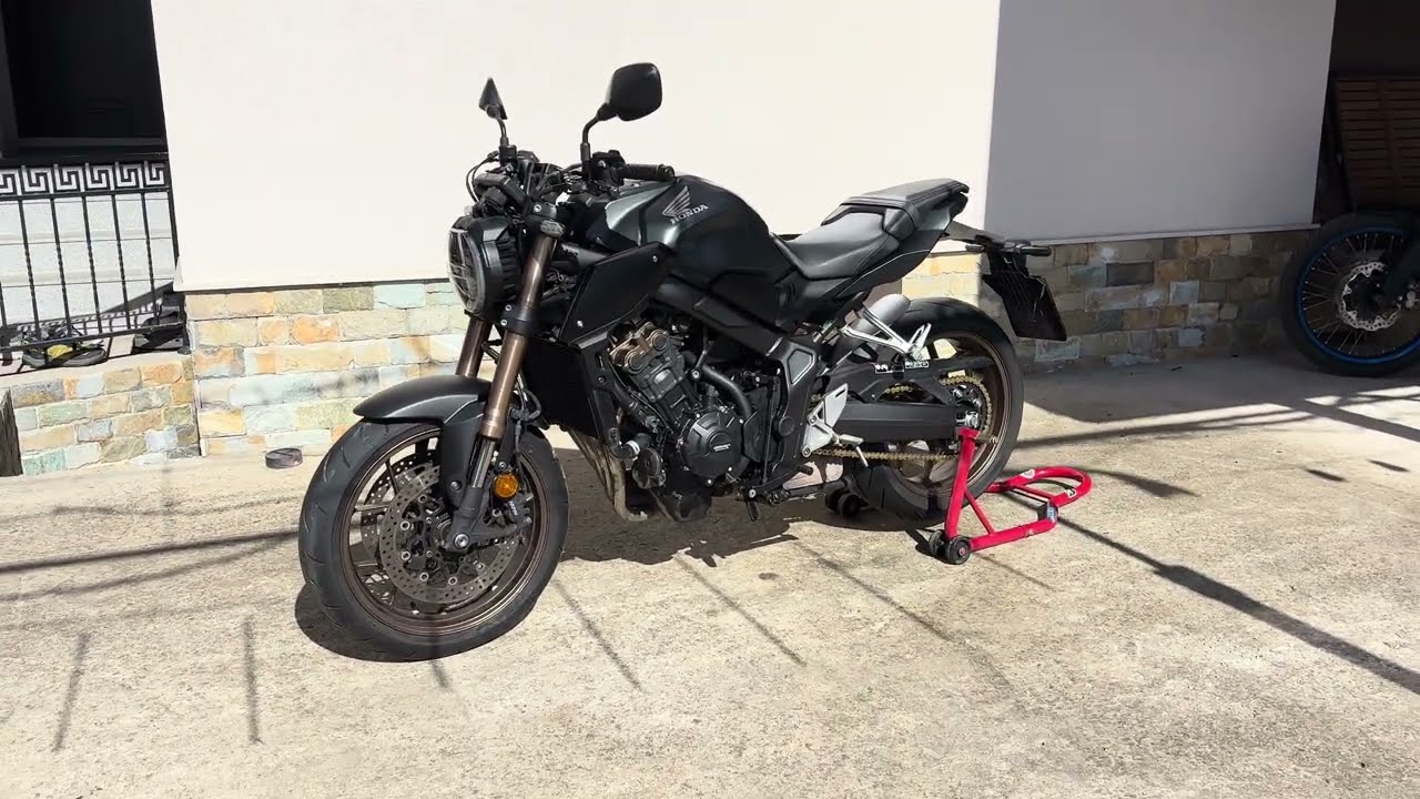 Honda CB650R