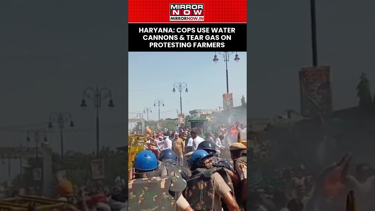Haryana: Cops Use Water Cannons & Tear Gas On Protesting Farmers Trying To Remove Barricades #shorts
