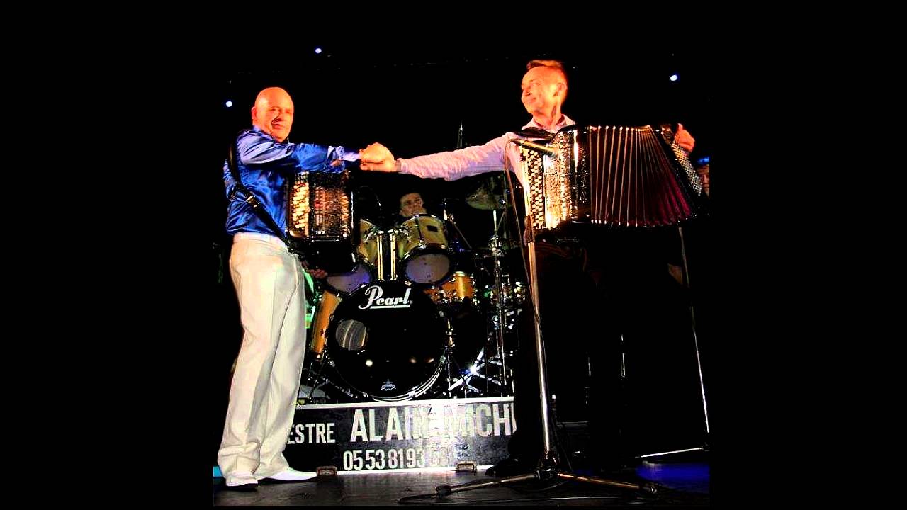 MAZURKA ACROBATIQUE composée et interprétée en duo par James LESUEUR et Manu MAUGAIN
