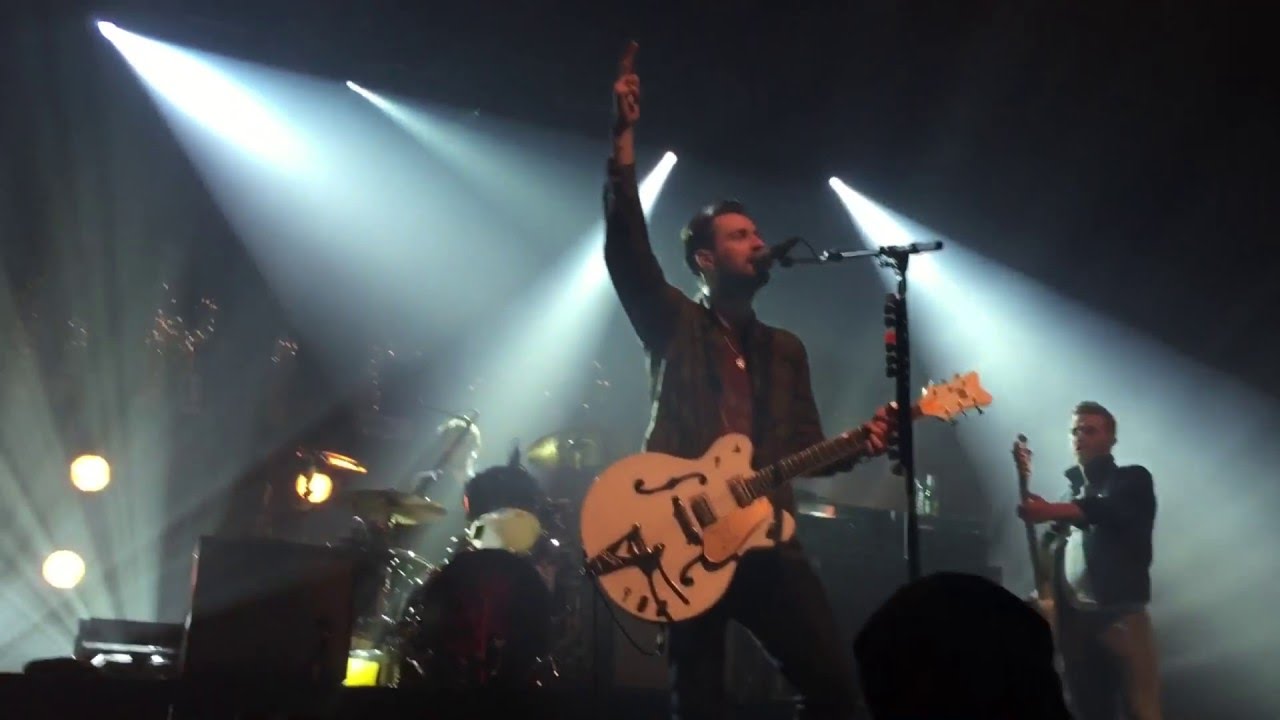 Courteeners Champaign Supernova/Small Bones