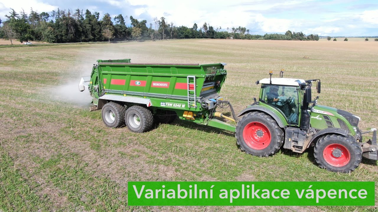 VÁPNĚNÍ  KALK STREUEN -  variabilní aplikace mletého vápence - BERGMANN TSW 6240 W + Fendt 724