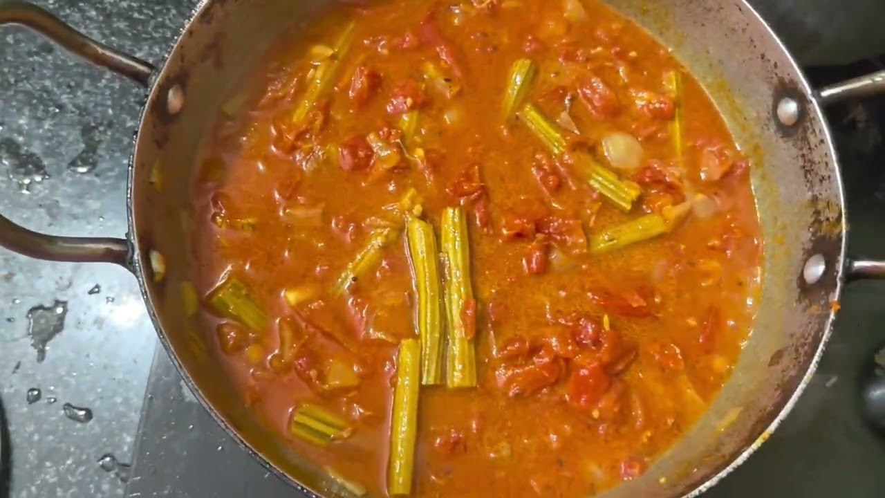 Munakkaya Tomato curry