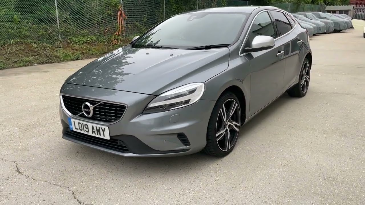 The Ultimate in Safety? The Volvo V40 R-Design