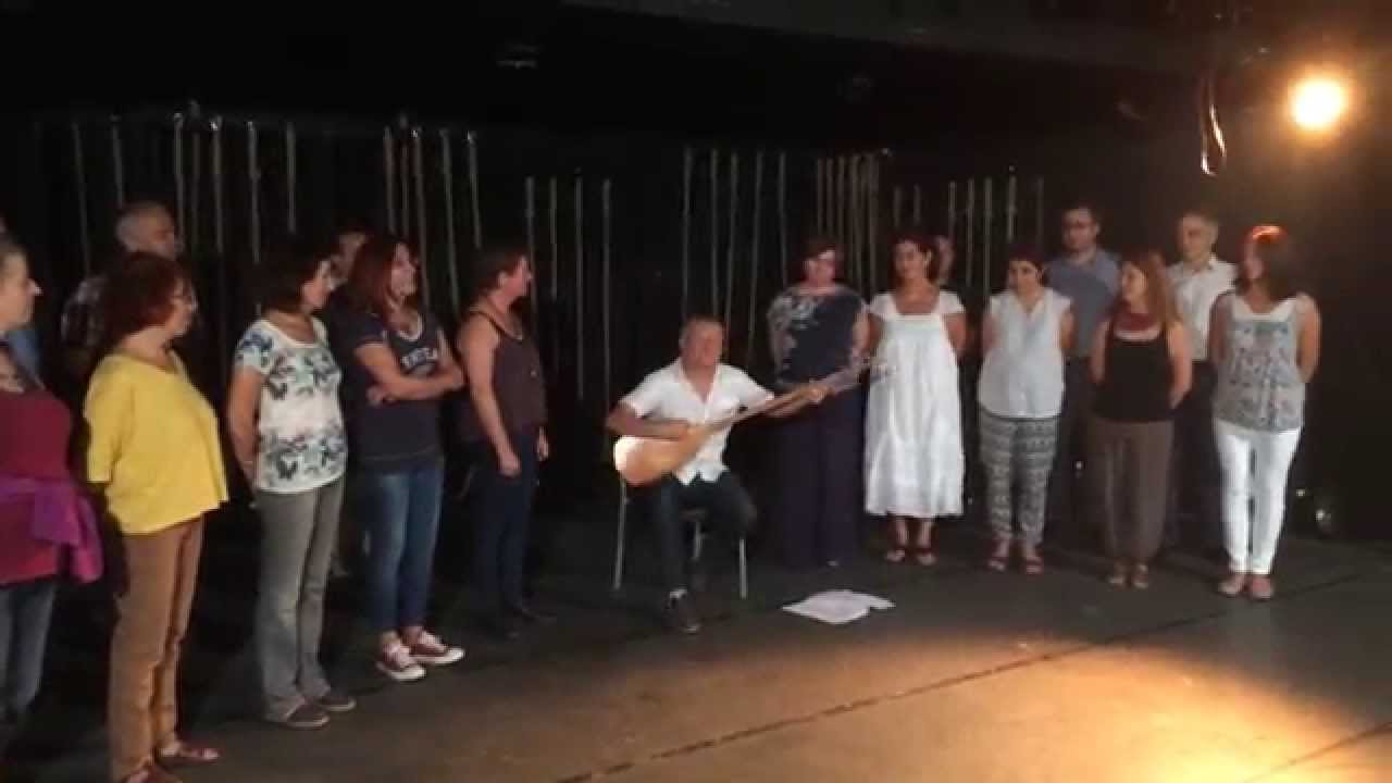 Eski(meyen) Ruhi Su Dostlar Korosu - Giydim Çarıklarımı