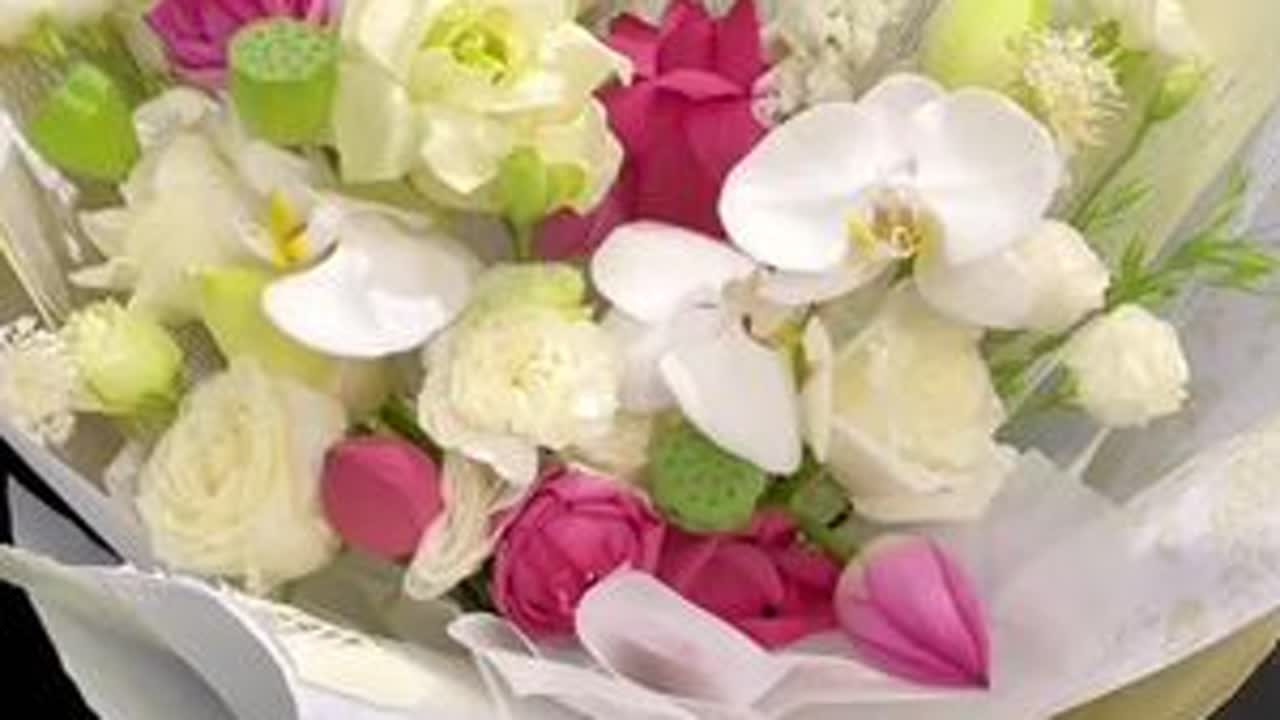 #创作灵感 #高考毕业季花束 高考礼物好有仪式感 祝愿高考学子前程似锦，归来仍是少年！考的都会，蒙的都对！旗开得胜！金榜题名！加油！#高考礼物好有仪式感 #送学子一举夺魁向日葵花束 #高考仪式感礼物
