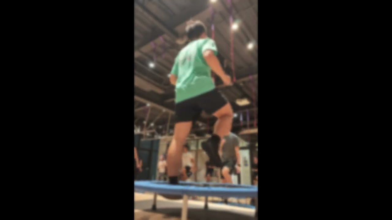 跳床_Ubound-4_20260125A_Gym Blur