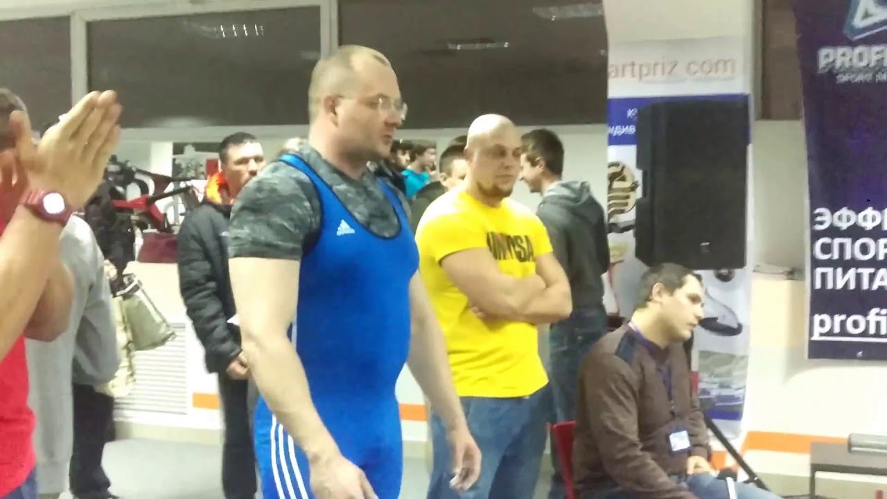 world record in biceps strict curl 88kg (weight 105.8)