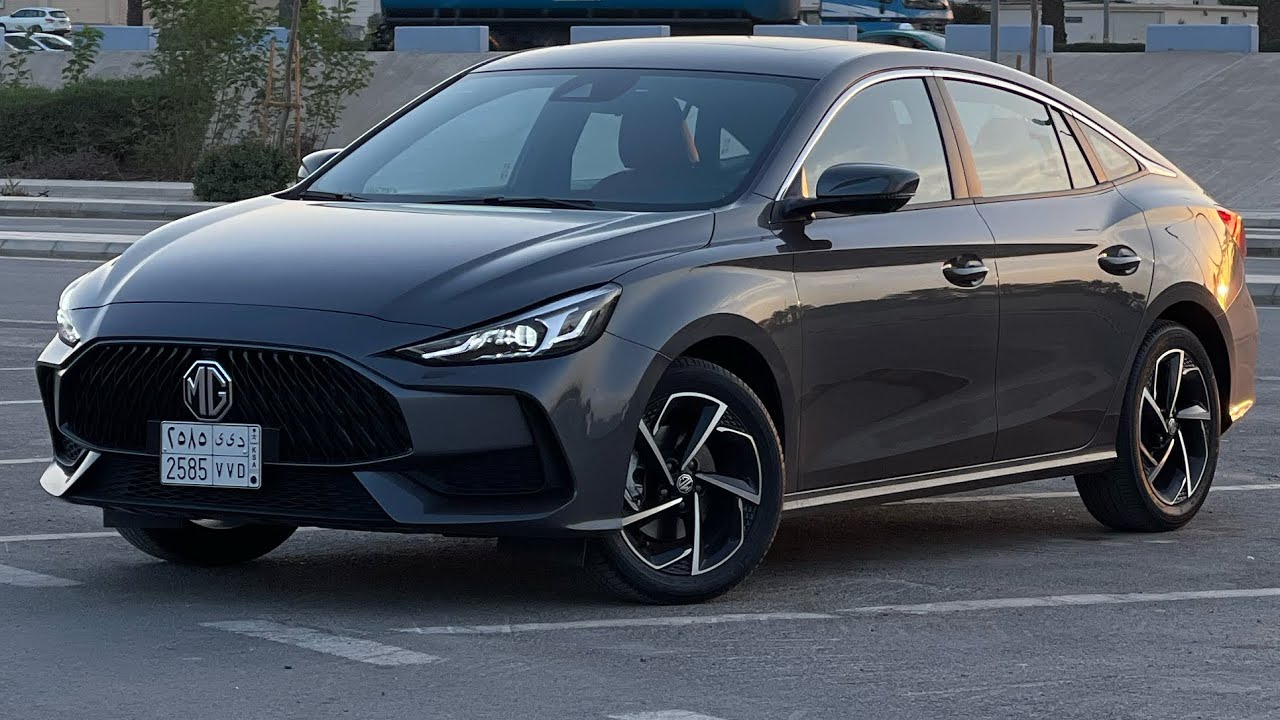 ام جي جي تي 2022 MG GT لون خرافي وطابع رياضي