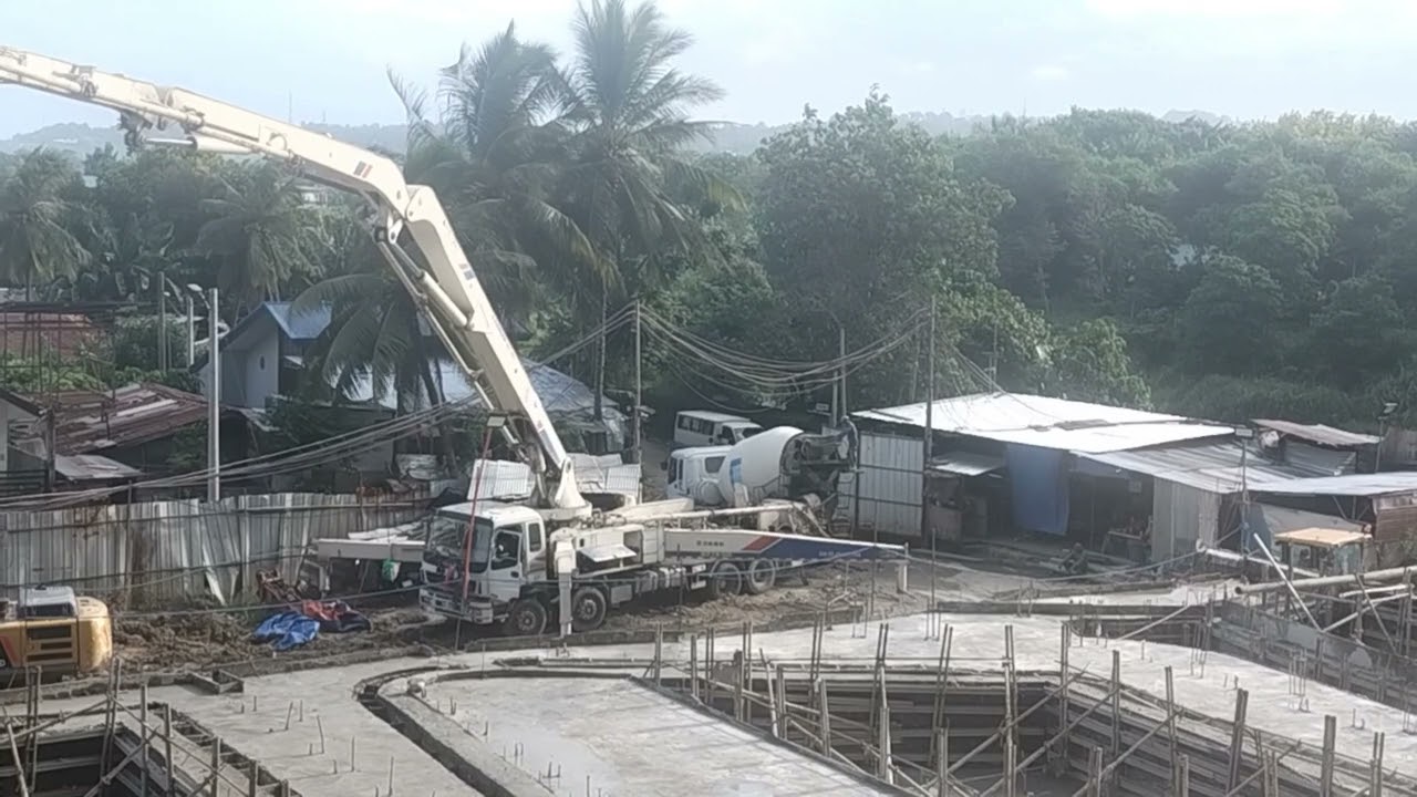 SWIMMING POOL CONCRETE CAST IN PLACE  P2.