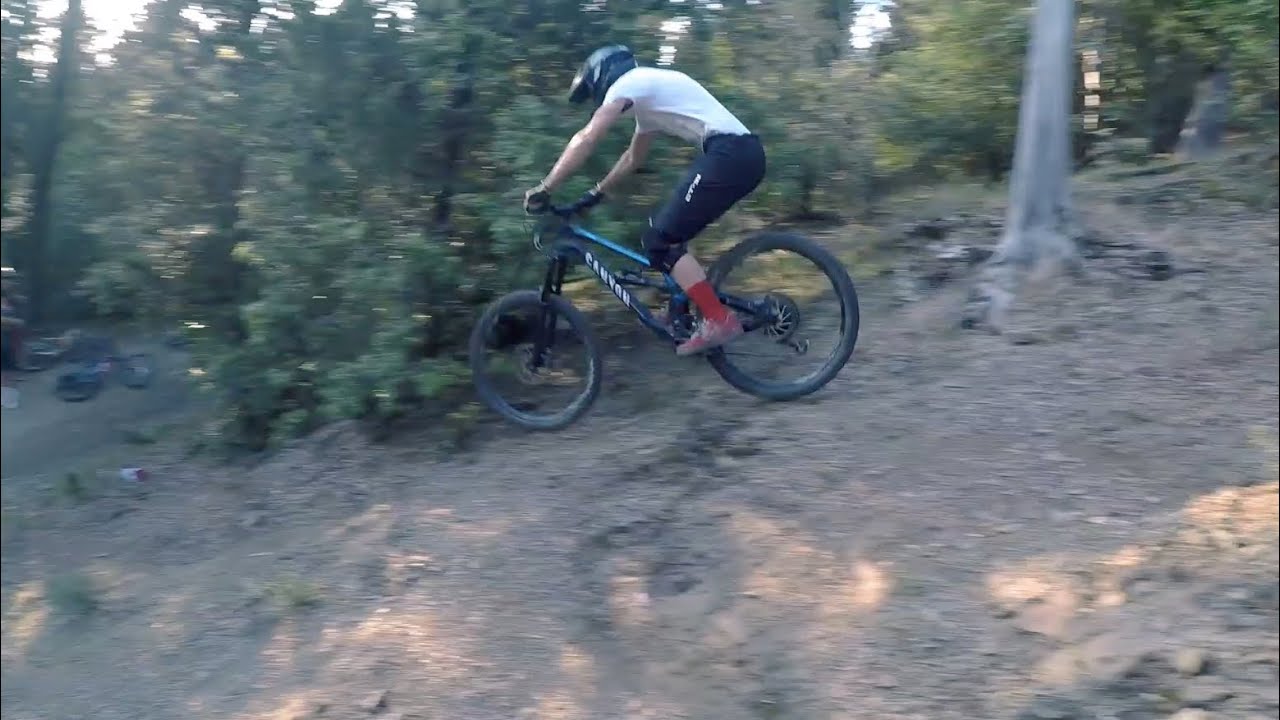 salti e drop in bici a Vincigliata