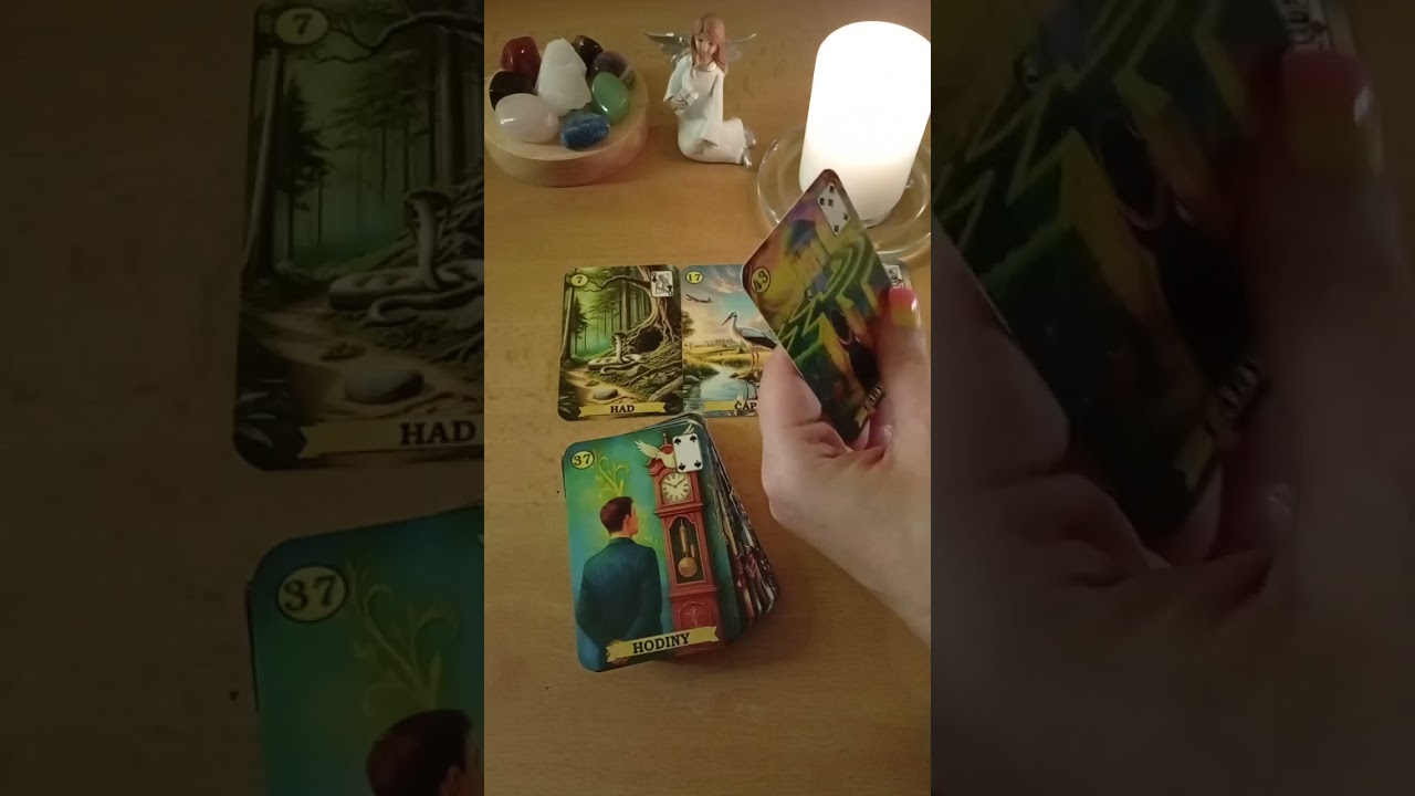 Neviditelný slib mezi Vámi? Muž, který čeká s nabídkou! ❤️‍🔥🍀#vzkazprotebe #výkladkaret #tarot #rada