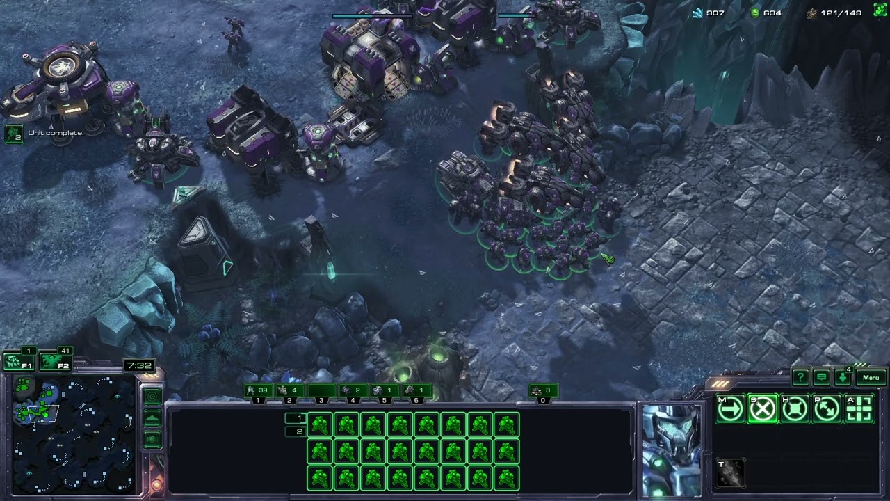 Starcraft 2 - Terran vs Protoss (elite ai)