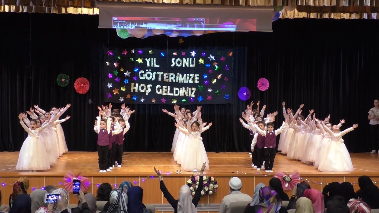 Kır Çiçekleri Yıl Sonu Gösterisi 1. Perde Açılış ve Şukran Ya Rabbi - Renkveren