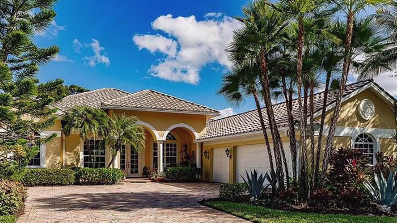 Grandezza - 19884 Markward Crossing, Estero